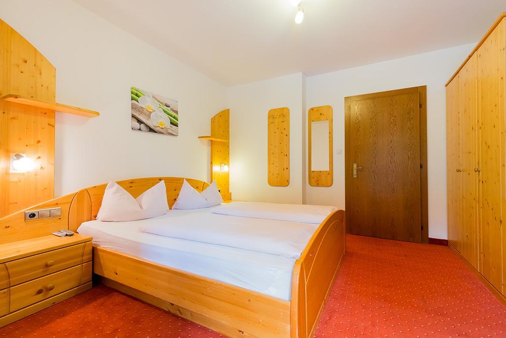 Garni Bergland Bed & Breakfast Racines Eksteriør bilde