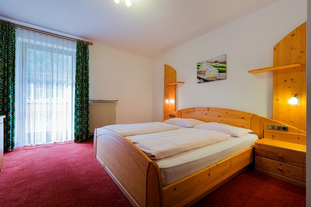 Garni Bergland Bed & Breakfast Racines Eksteriør bilde
